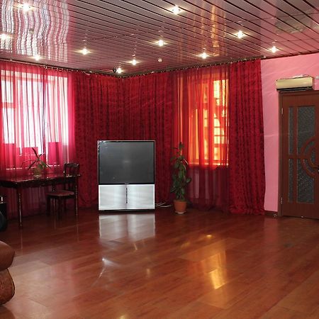 Pekin Hotel Temirtau Bagian luar foto