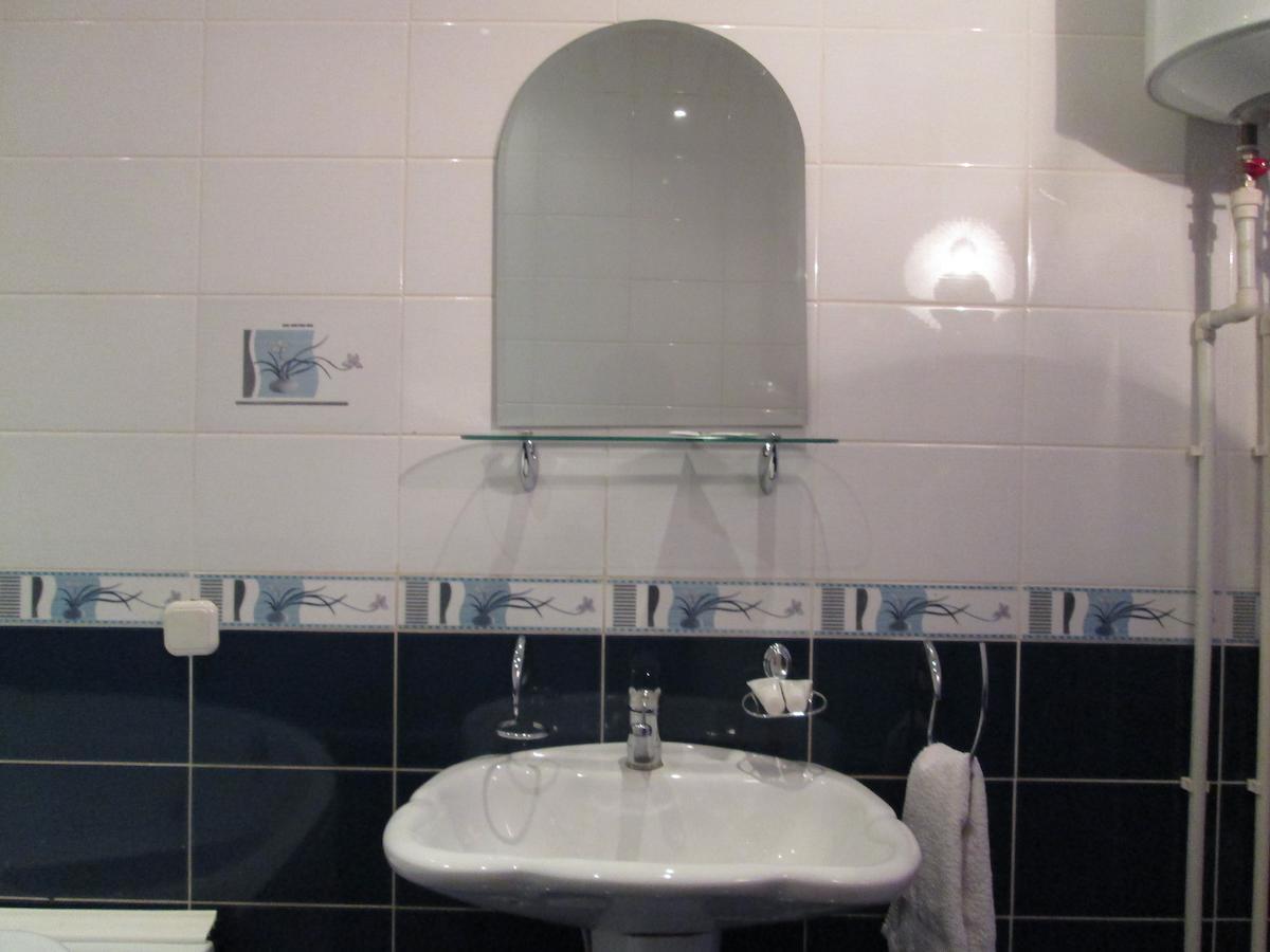 Pekin Hotel Temirtau Bagian luar foto