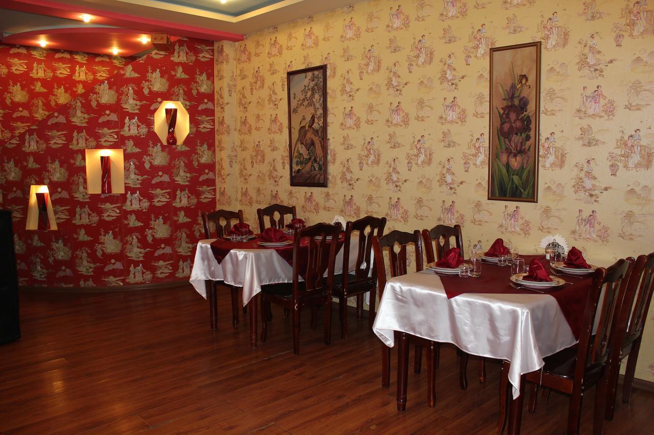 Pekin Hotel Temirtau Bagian luar foto